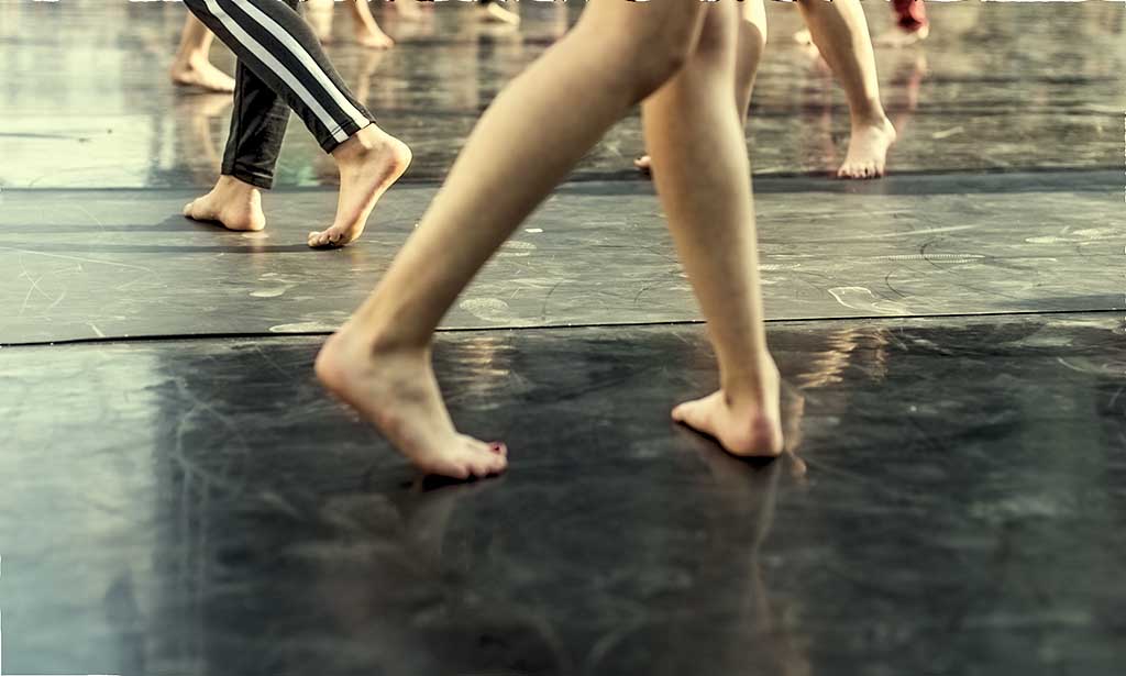 Dancing feet