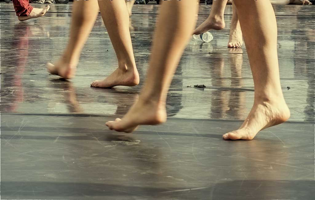 Dancing feet