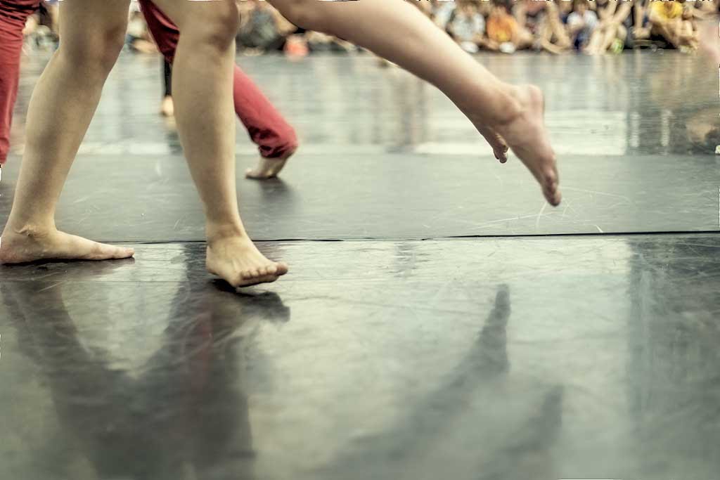 Dancing feet
